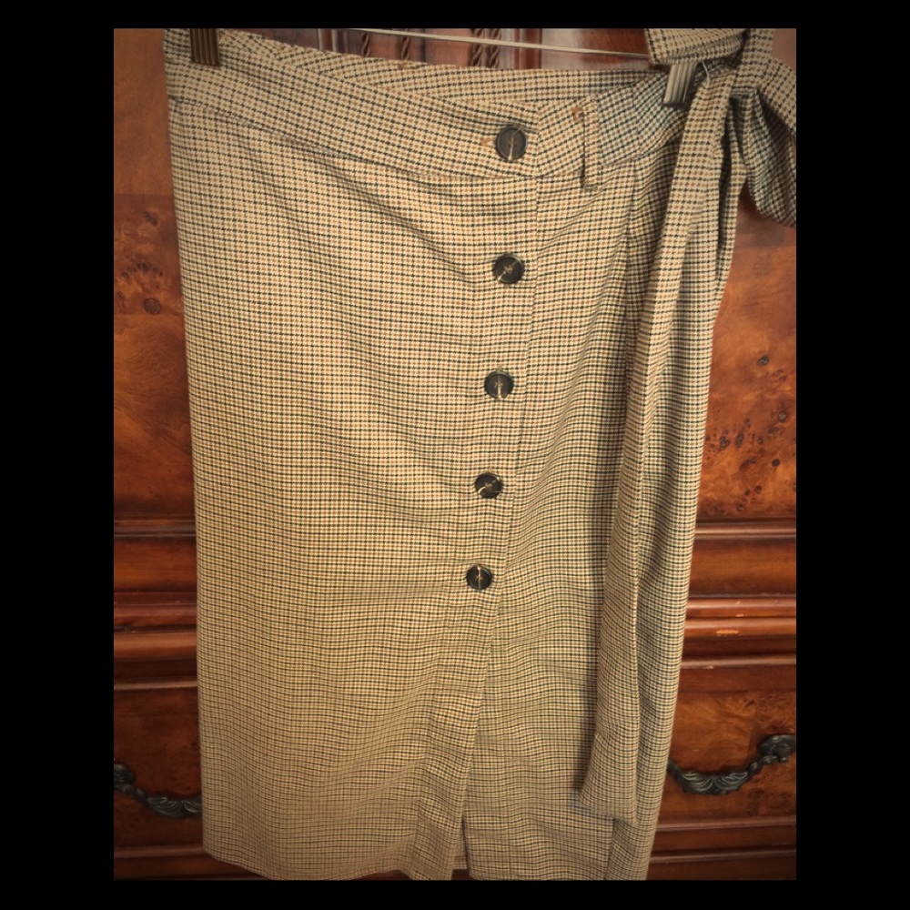 Midi A Line skirt Office wear! $10 Forever21